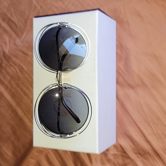 Chloe Carlina Round Frame Sunglasses - Picture 2 of 11